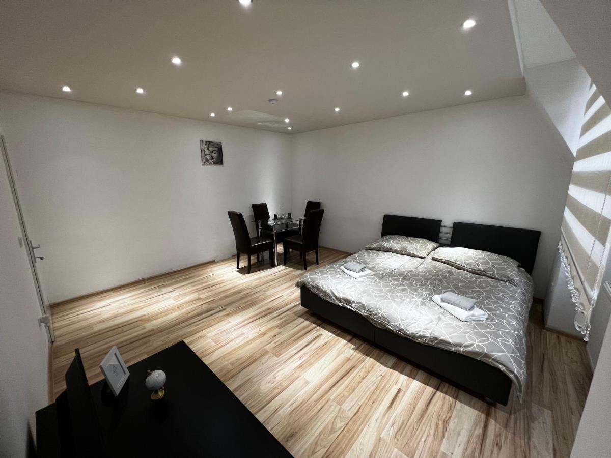 Mateo Apartments I Contactless Check-In Wina Bagian luar foto